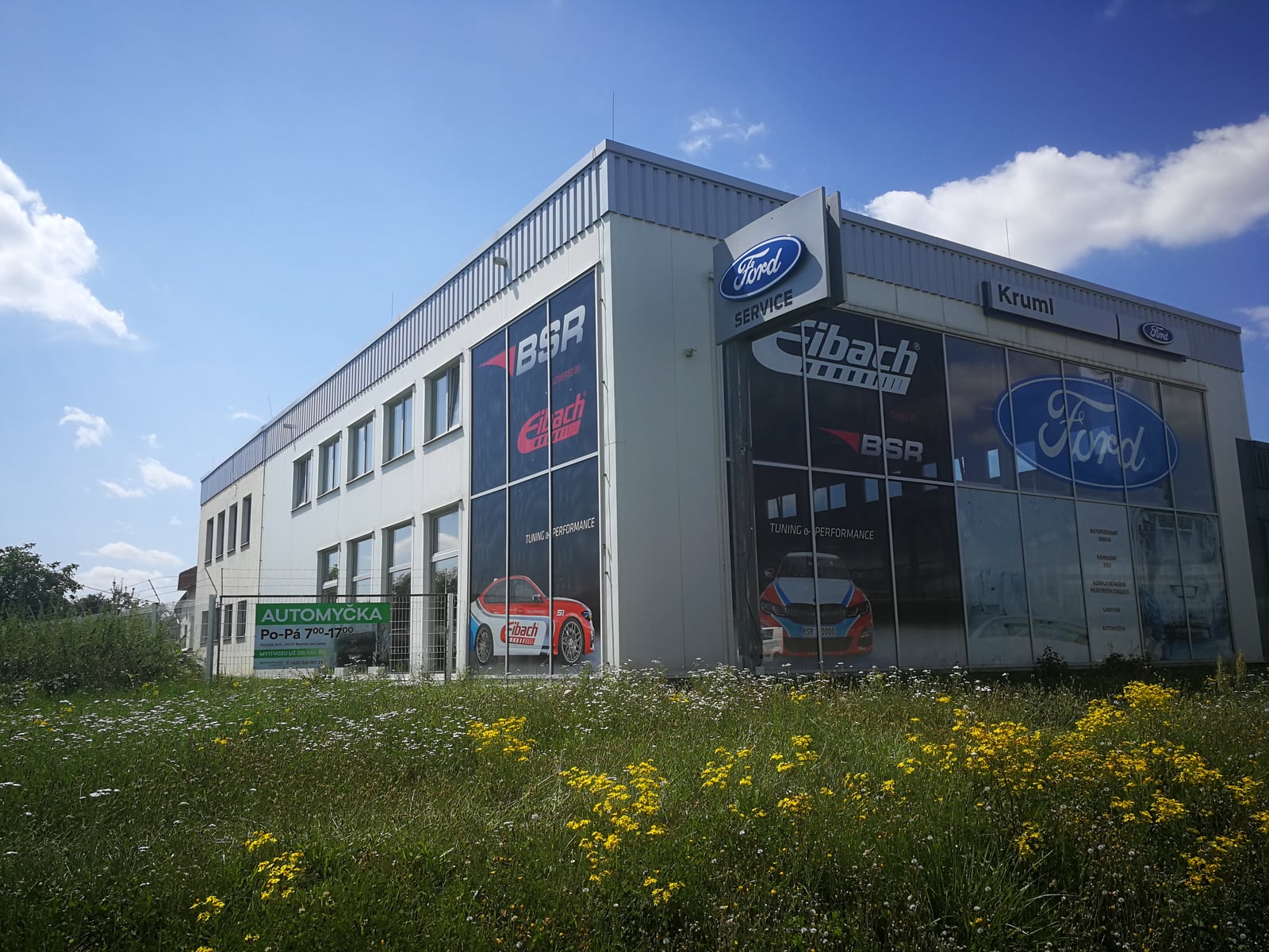 Tónování skel budovy, realizace Autofolk (7)